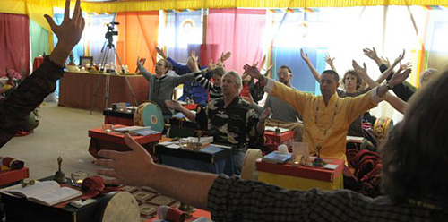 Morning in the shrine tent